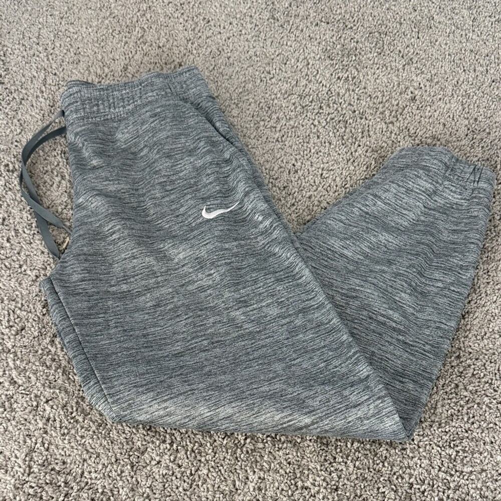 Nike Dri‎ Fit Standard Fit Kids Jogger Sweatpants Gray XLarge
